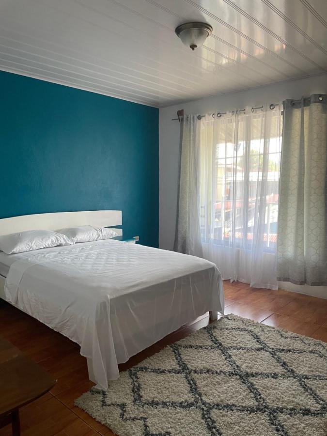 Estudio Como En Casa Quepos Bagian luar foto