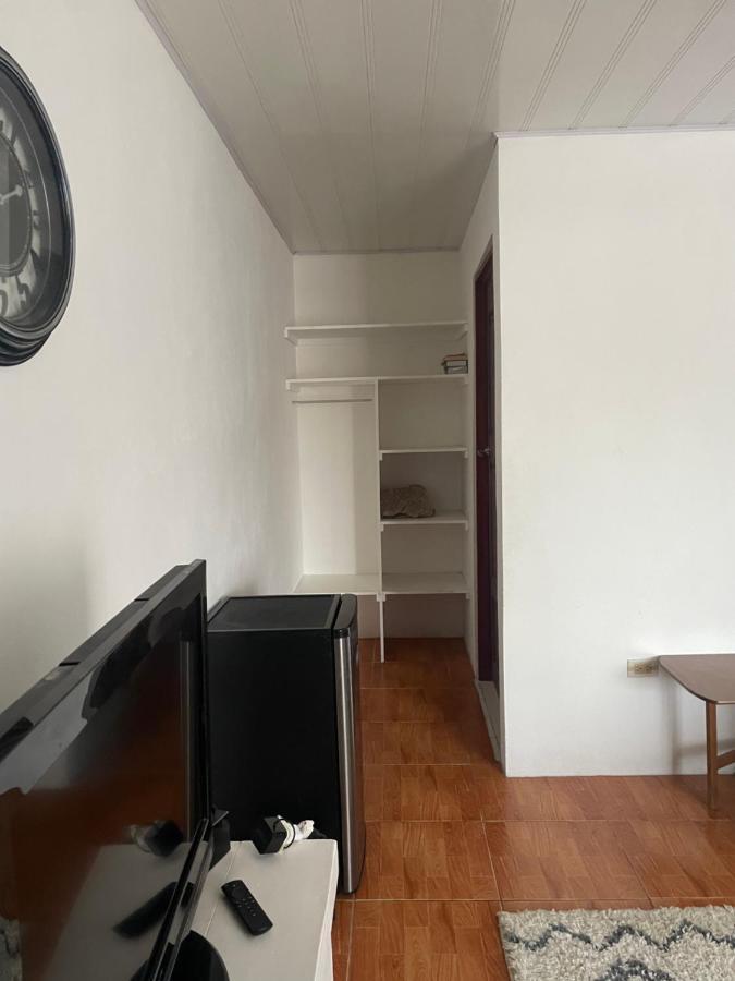 Estudio Como En Casa Quepos Bagian luar foto