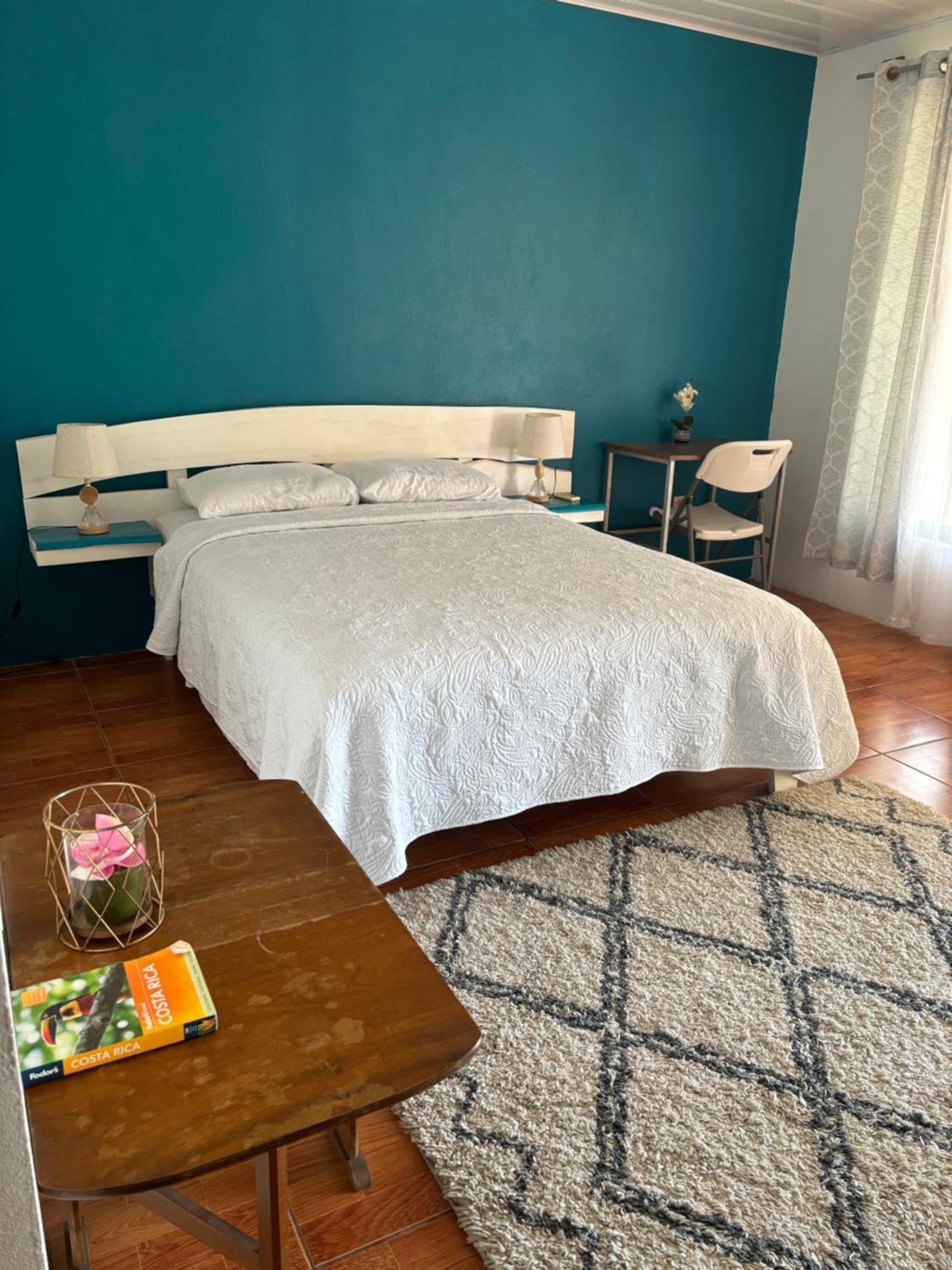 Estudio Como En Casa Quepos Bagian luar foto