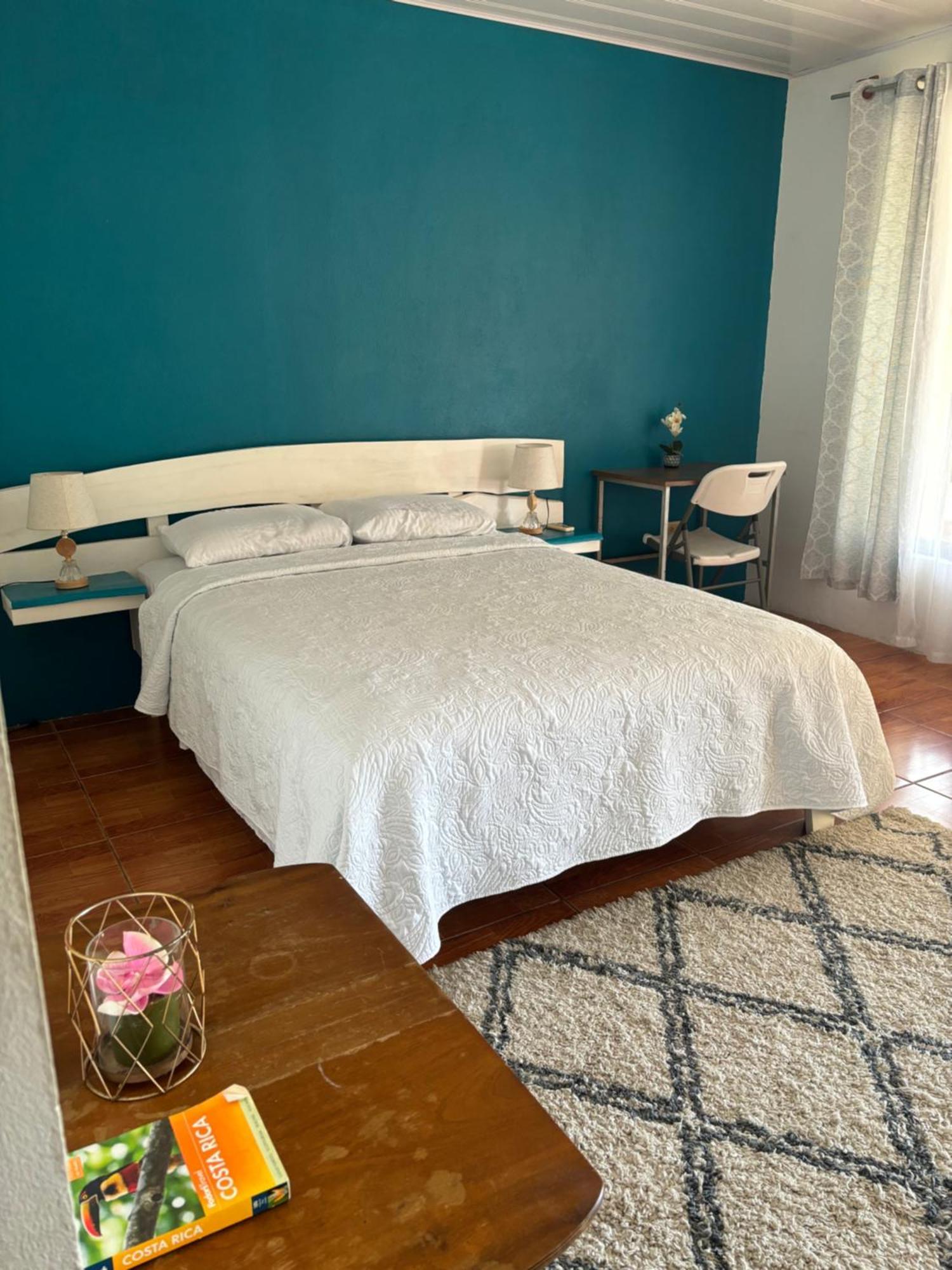 Estudio Como En Casa Quepos Bagian luar foto